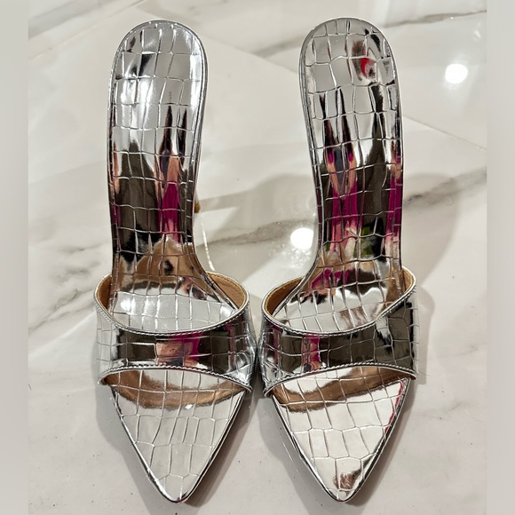 Shoes | Silver Metallic Croc Heels | Poshmark